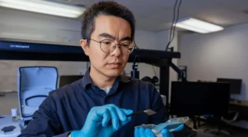 تحول تقني مرتقب.. ابتكار جديد يحل أزمة حرارة الهواتف ويضاعف كفاءة البطارية